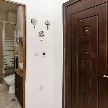 The Cozy Apartment Warna Exterior foto